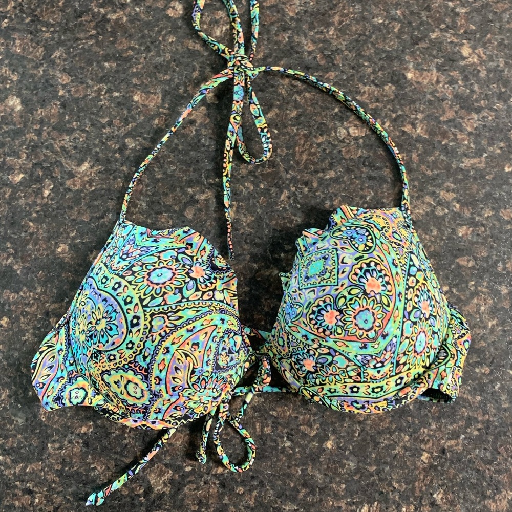 VS Bikini Top, Size 32C.